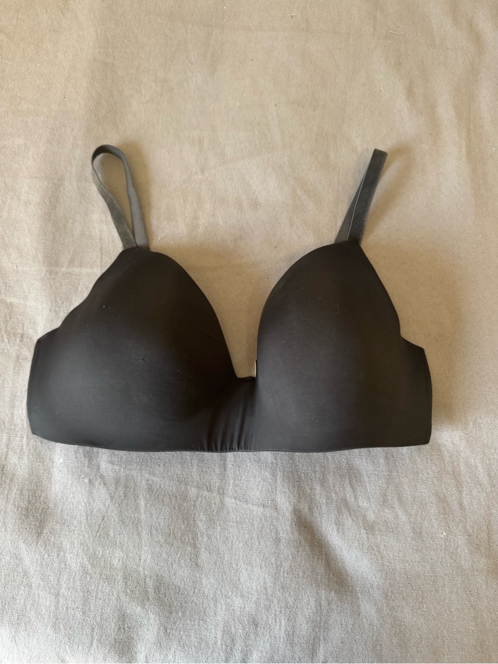 Victoria's Secret Black Wireless Molded Cup Bra